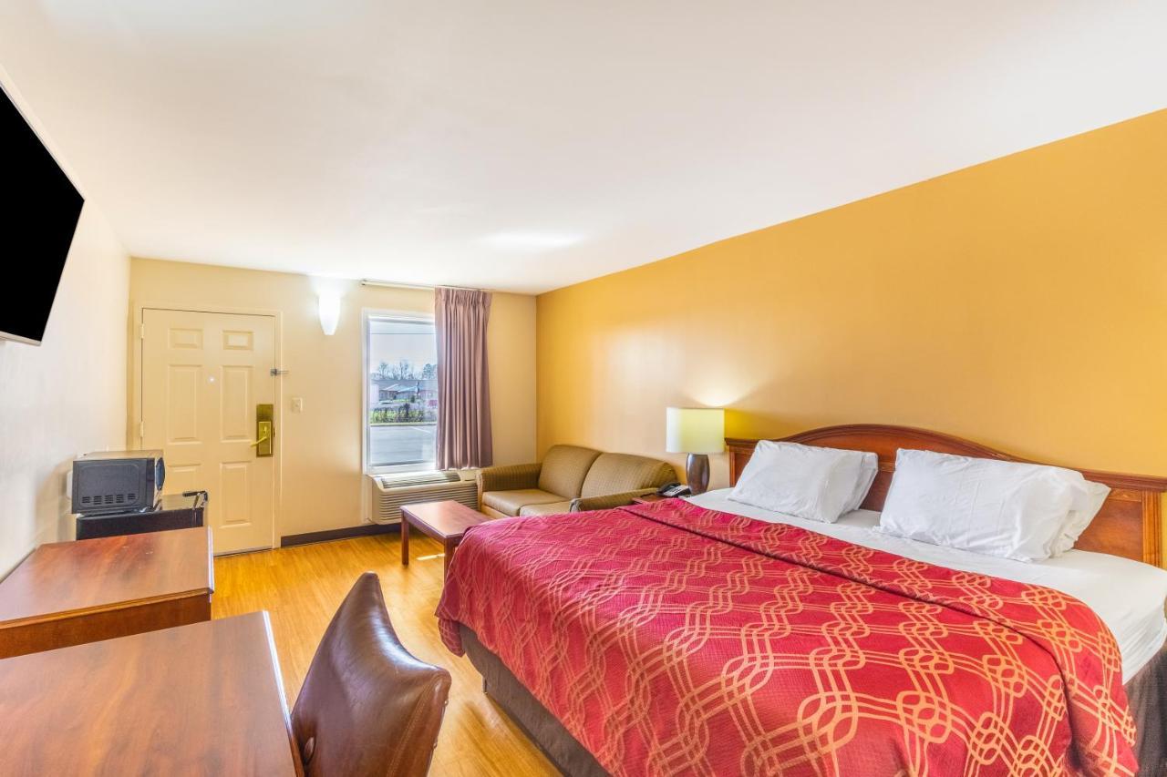 Lodge Econo